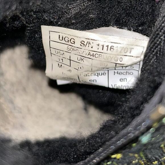 UGG Kids Youth Size 11 Neumel II Boots Shoes LV5 Black Colorful Stitch 1116170T - Picture 11 of 11
